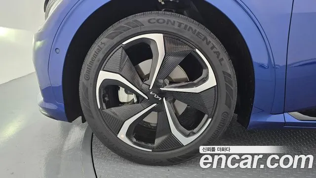 Kia EV6 — Фото автомобиля 5