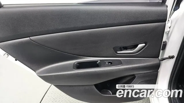 Hyundai Avante CN7 — Фото автомобиля 14