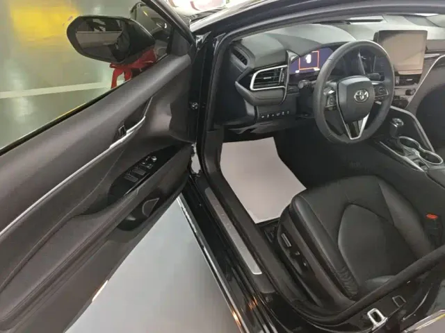 Toyota Camry — Фото автомобиля 15