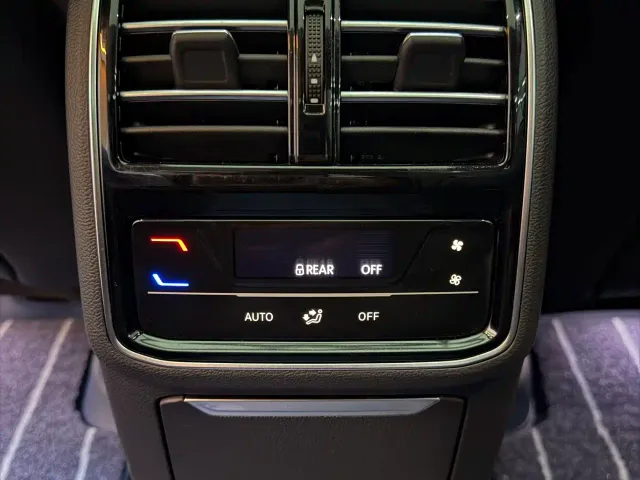 Volkswagen Magotan — Фото автомобиля 5