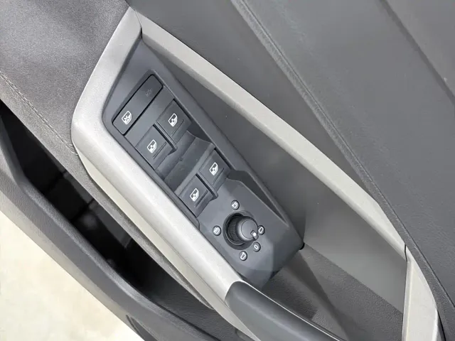 Audi Q3 — Фото автомобиля 11