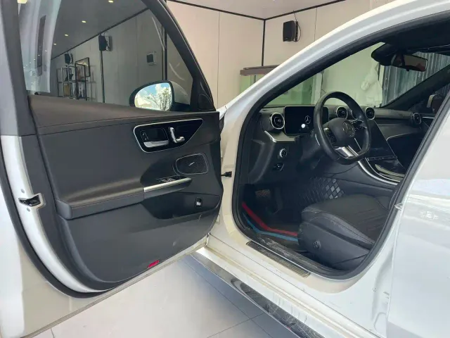 Mercedes-Benz C-Class — Фото автомобиля 5