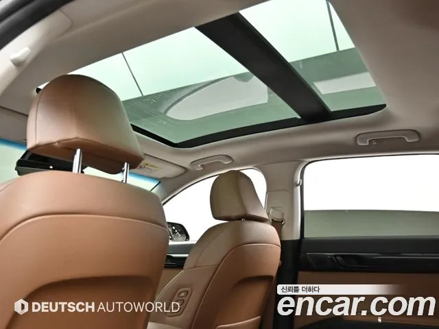 Hyundai Grandeur GN7 — Фото автомобиля 18