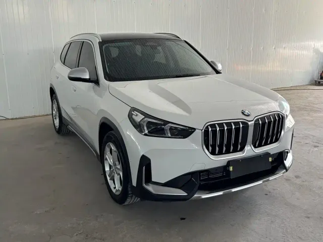 BMW X1 — Фото автомобиля 2