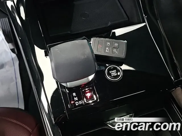 Land Rover Range Rover Sport — Фото автомобиля 9