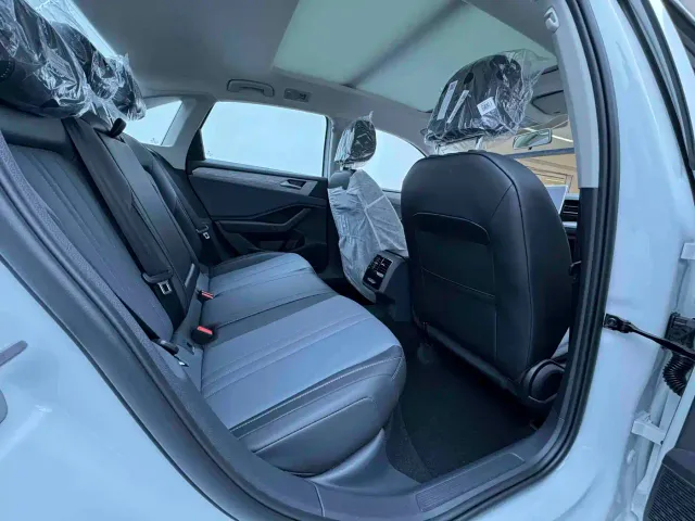 Volkswagen Sagitar — Фото автомобиля 7