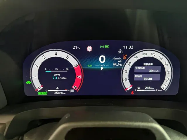 Toyota Alphard — Фото автомобиля 9