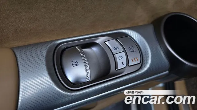 Genesis GV60 — Фото автомобиля 14
