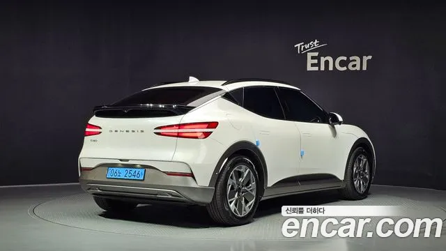 Genesis GV60 — Фото автомобиля 2
