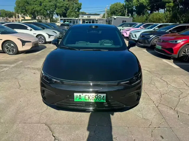 Фотография автомобиля — Leapmotor Lafa 5
