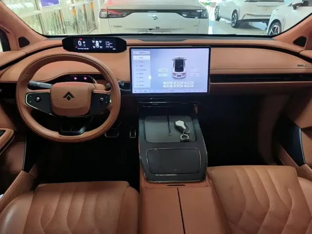 GAC Hyptec HT — Фото автомобиля 9
