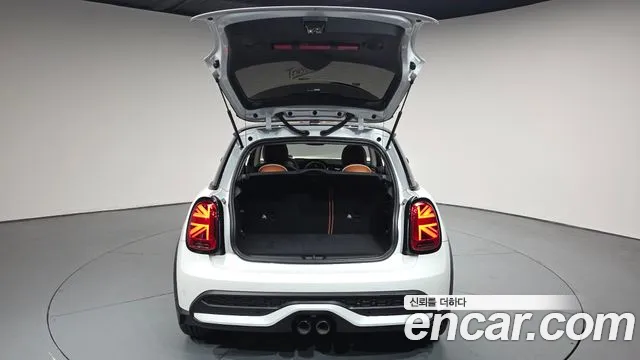 Mini Cooper — Фото автомобиля 20