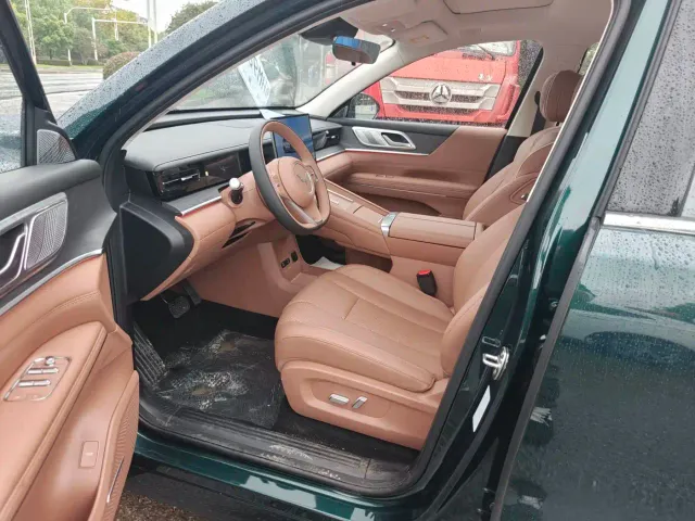 Wuling Starlight L — Фото автомобиля 13
