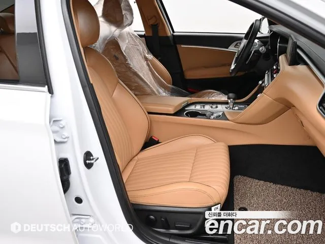 Genesis G70 Новый G70 Бензин 3.3T 2WD — Фото автомобиля 10