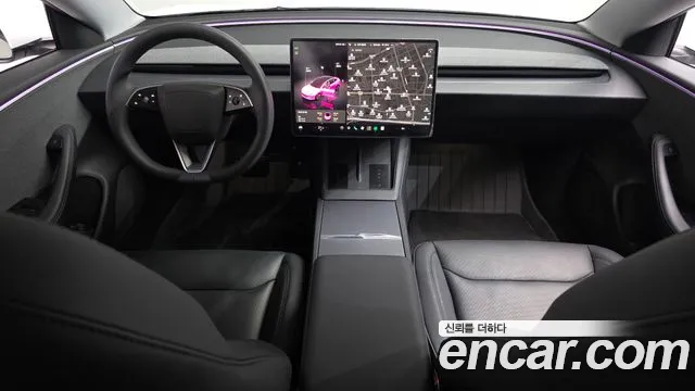 Tesla Model 3 — Фото автомобиля 7
