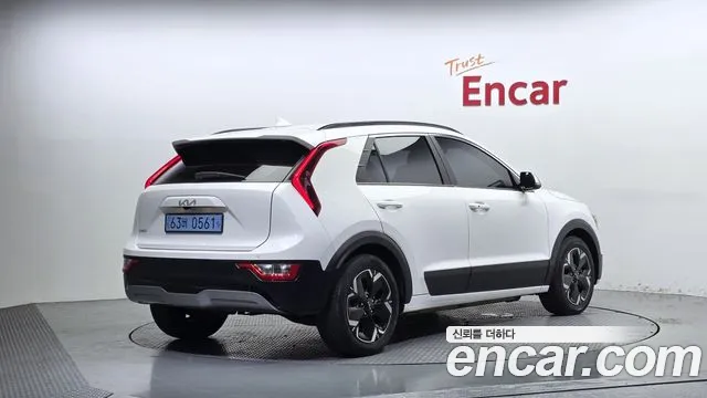 Kia Niro Niro (New) — Фото автомобиля 2