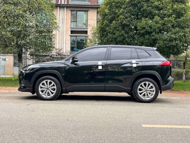 Toyota Frontlander — Фото автомобиля 11