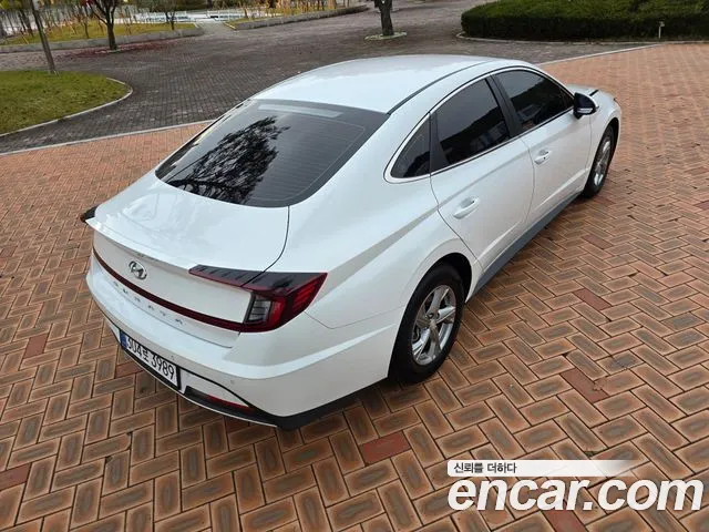 Hyundai Sonata Sonata (DN8) 2.0 LPG(Для проката) — Фото автомобиля 6