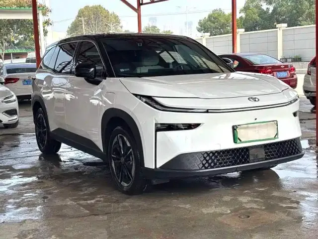 Toyota BoZhi 3X — Фото автомобиля 4