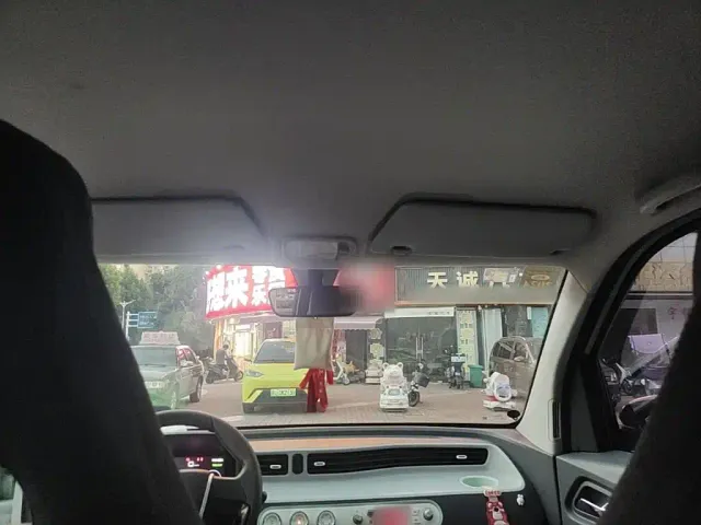 Wuling Hongguang Mini EV — Фото автомобиля 17