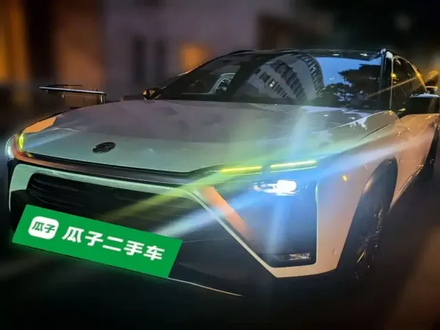 Фотография автомобиля — Nio ES8