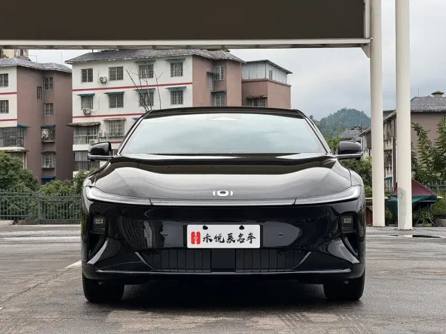 Changan Qiyuan A07 — Фото автомобиля 12