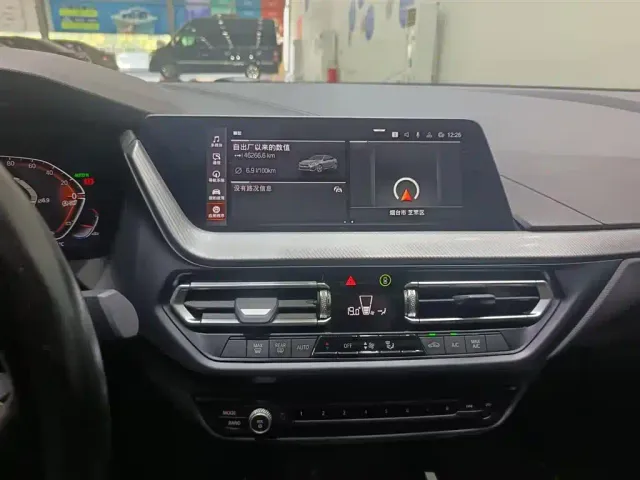 BMW 2 Series — Фото автомобиля 12