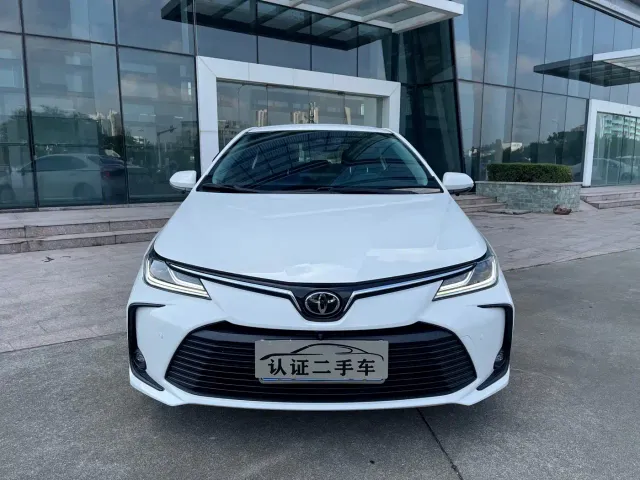 Toyota Corolla — Фото автомобиля 2