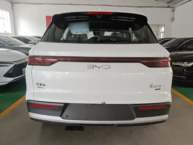 BYD Song Pro — Фото автомобиля 5