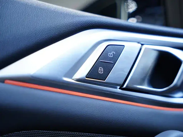 BMW M4 — Фото автомобиля 20