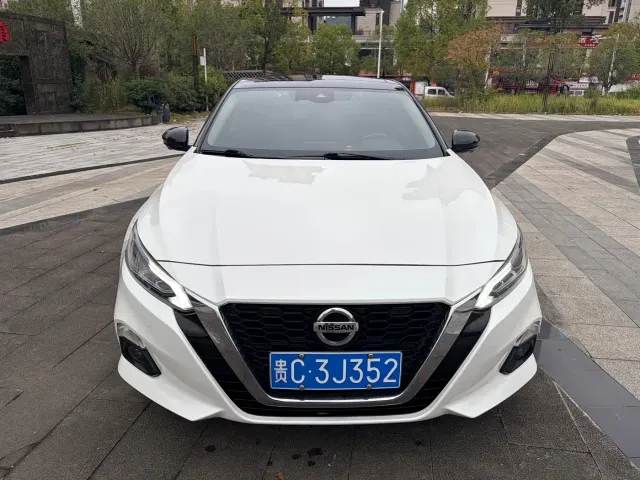 Nissan Teana — Фото автомобиля 2