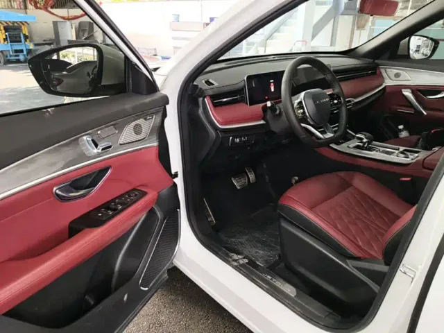 Jetour X70 Plus — Фото автомобиля 15
