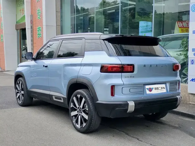 Geely ICON — Фото автомобиля 4