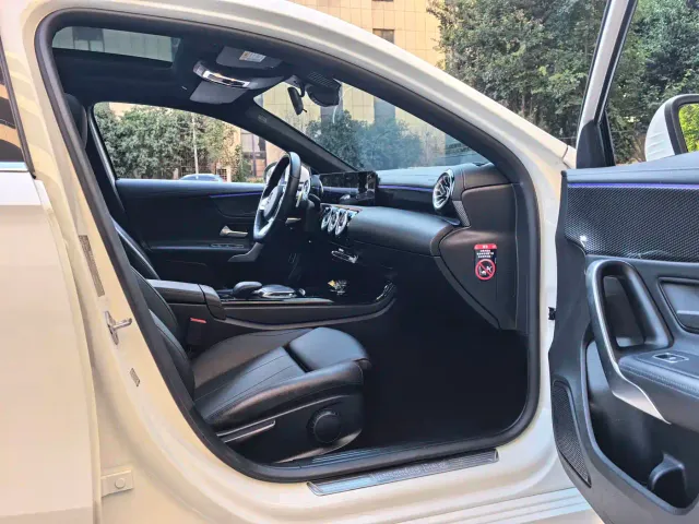Mercedes-Benz A-Class — Фото автомобиля 19