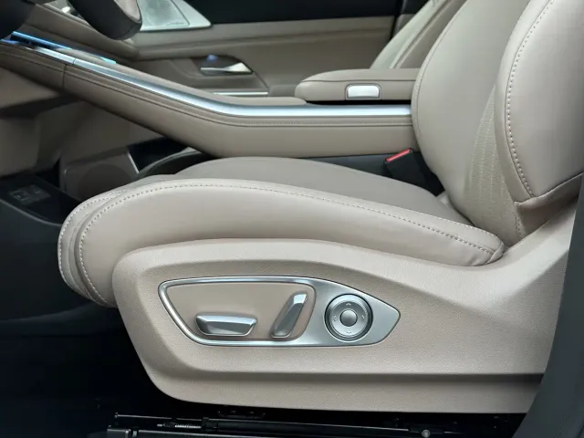 Xpeng G9 — Фото автомобиля 11