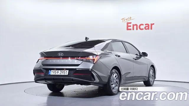Hyundai AVANTE Новый Avante (CN7) — Фото автомобиля 2