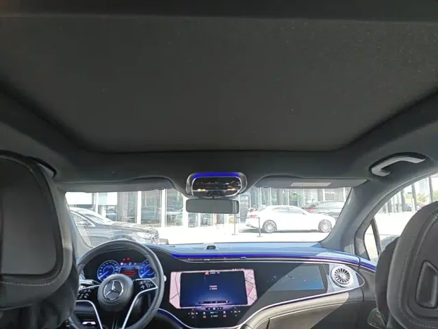 Mercedes-Benz EQS — Фото автомобиля 17