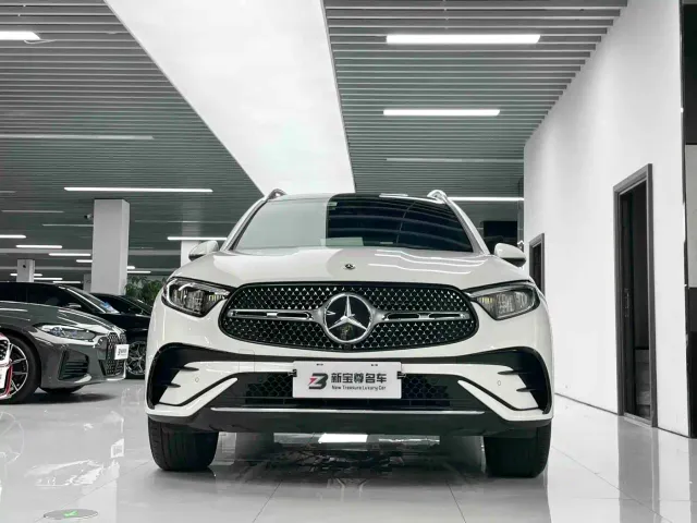 Mercedes-Benz Mercedes-Benz GLC 2024 Facelift GLC 260 L 4MATIC Luxury 5-seater — Фото автомобиля 2