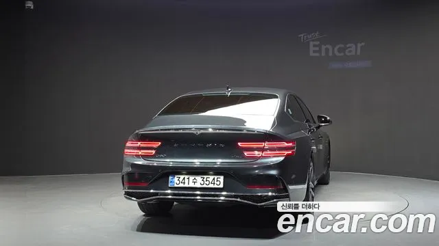 Genesis G80 Бензин 2.5 турбо AWD — Фото автомобиля 4