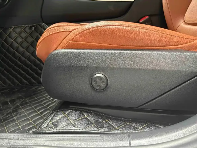 Mercedes-Benz GLC-Class — Фото автомобиля 12
