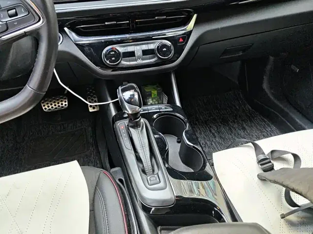 Buick Angyang — Фото автомобиля 16