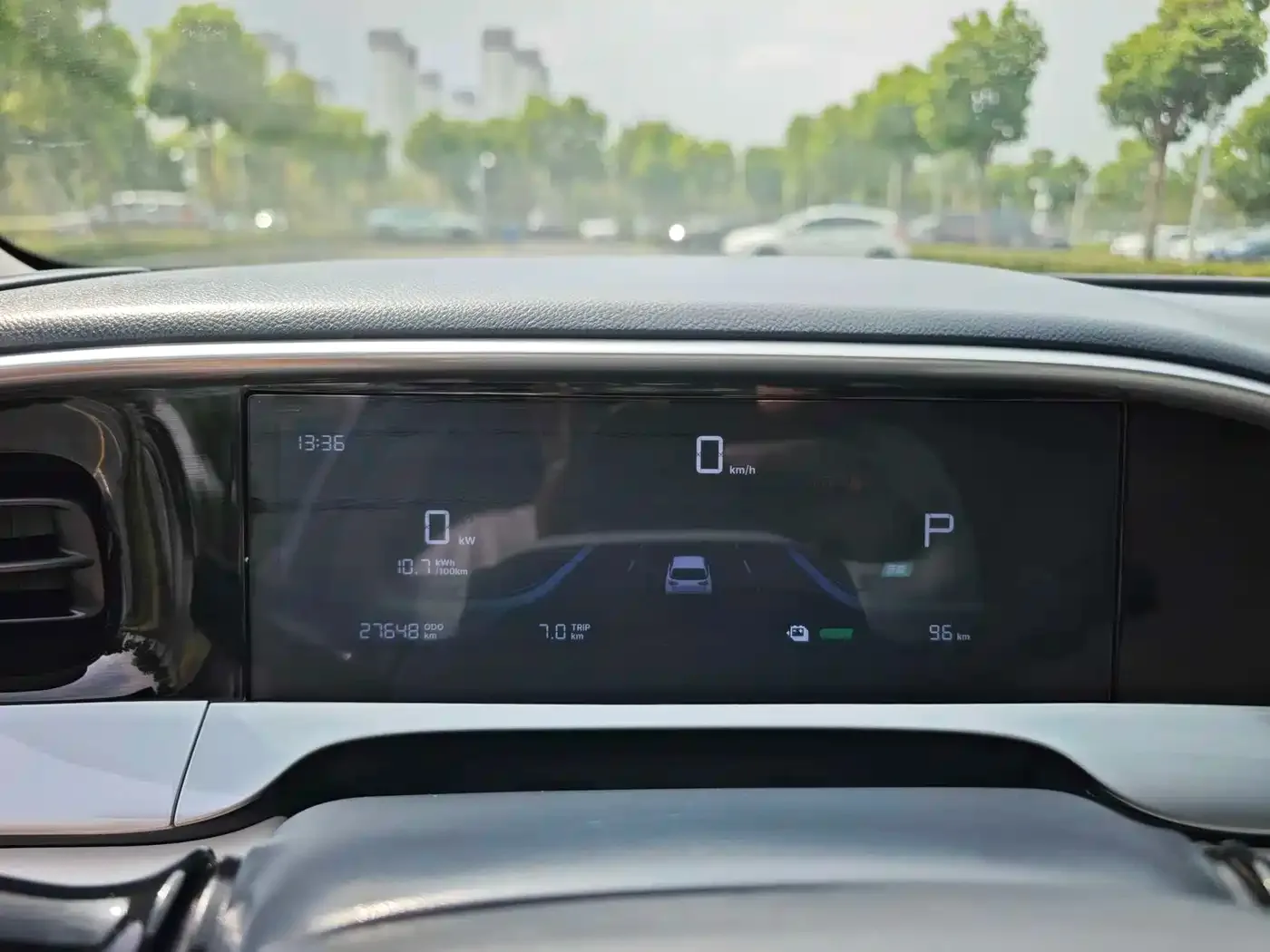 Geely Galaxy Starry Wish 2025 310km Youth Edition — Фото автомобиля 12