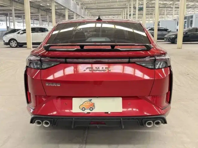 Dongfeng Yixuan — Фото автомобиля 5