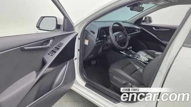 Kia Niro The All New — Фото автомобиля 15