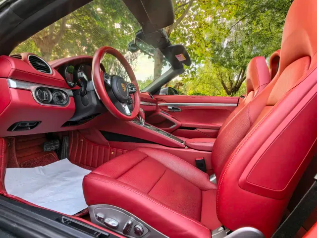 Porsche 718 — Фото автомобиля 8
