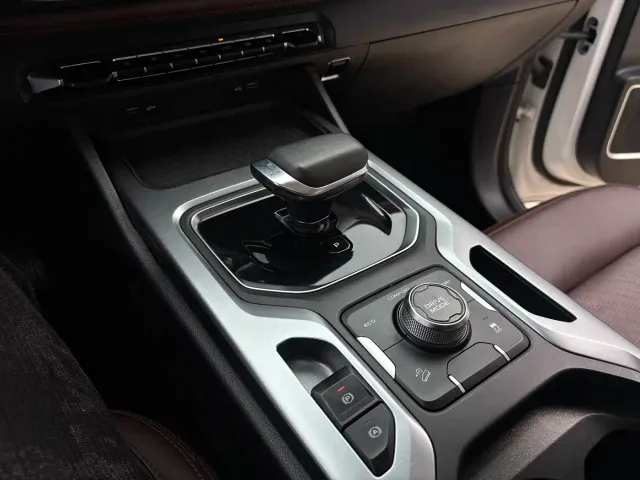 Geely Haoyue — Фото автомобиля 18