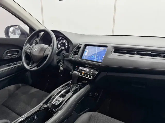 Honda Vezel — Фото автомобиля 10