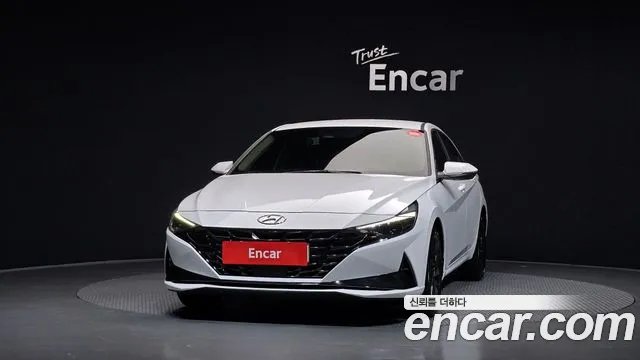 Hyundai Avante — Фото автомобиля 3