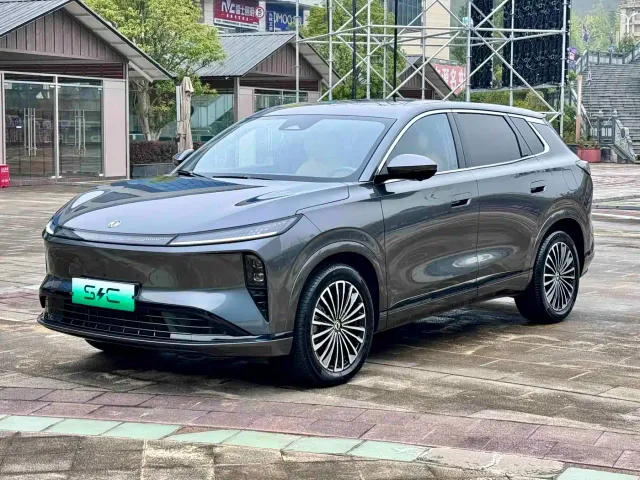 Dongfeng Aeolus L8 — Фото автомобиля 2