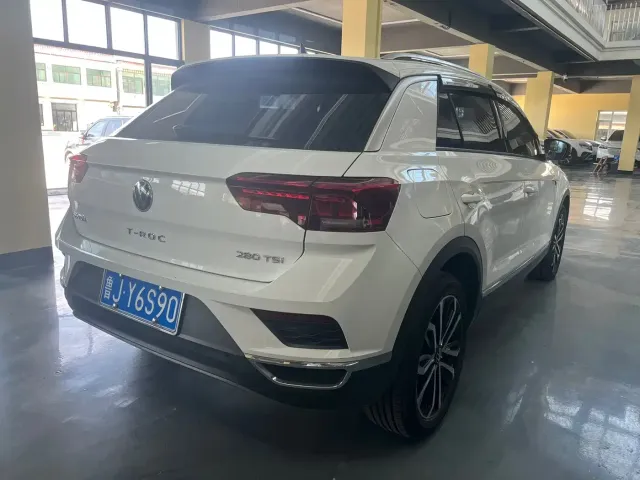 Volkswagen Volkswagen T-ROC 2022 280TSI DSG 2WD Comfort PLUS — Фото автомобиля 5